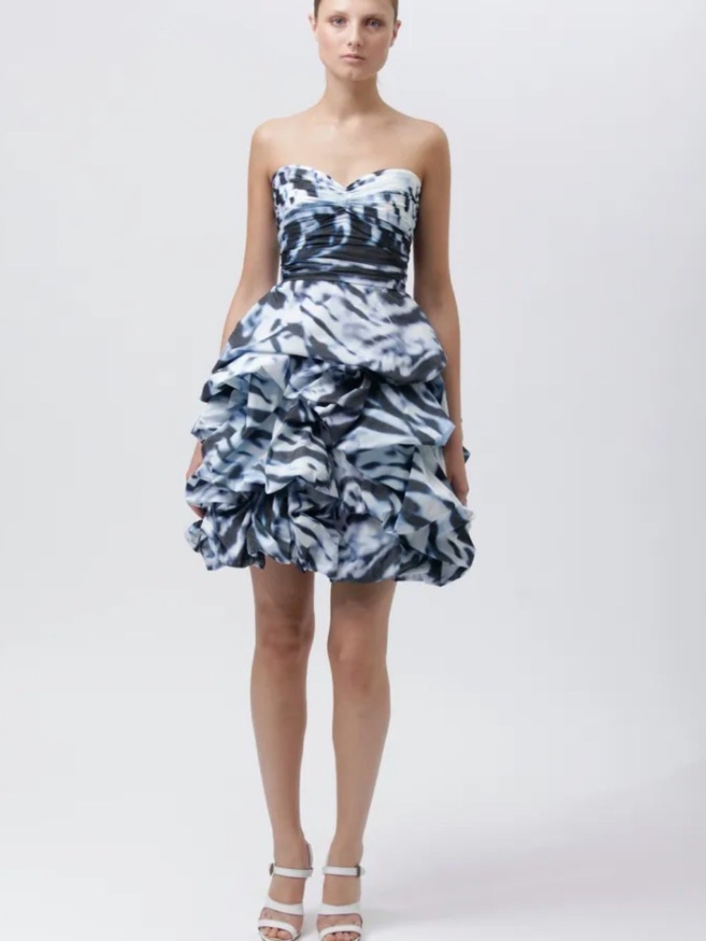 Monique Lhuillier Resort
2012 Collection Strapless Ruffle Cocktail Dress
